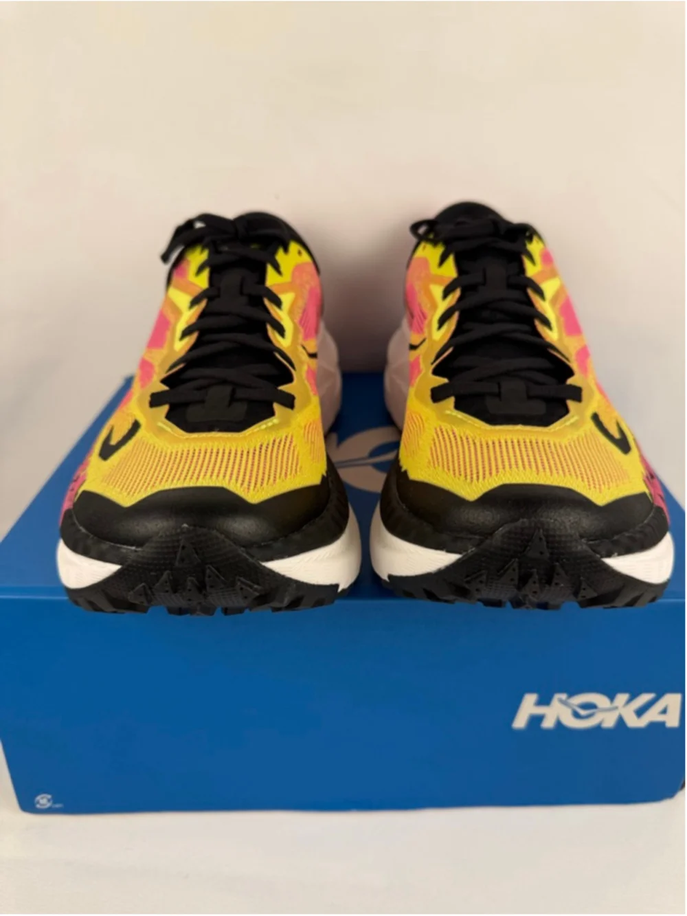 Men's Hoka Mafate X Athletic Shoes Size 8 Yellow Pink